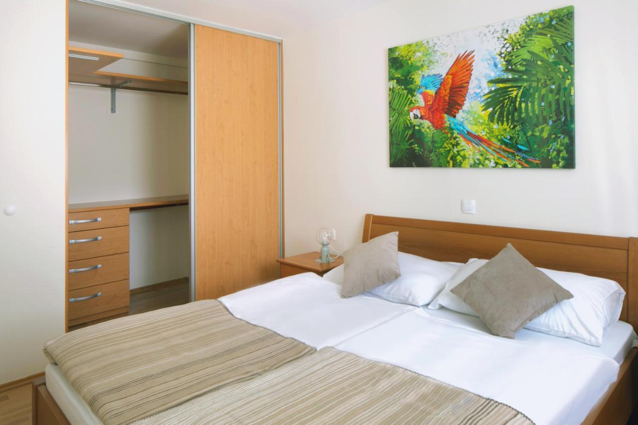 Guesthouse Tursic Vrhnika Eksteriør bilde
